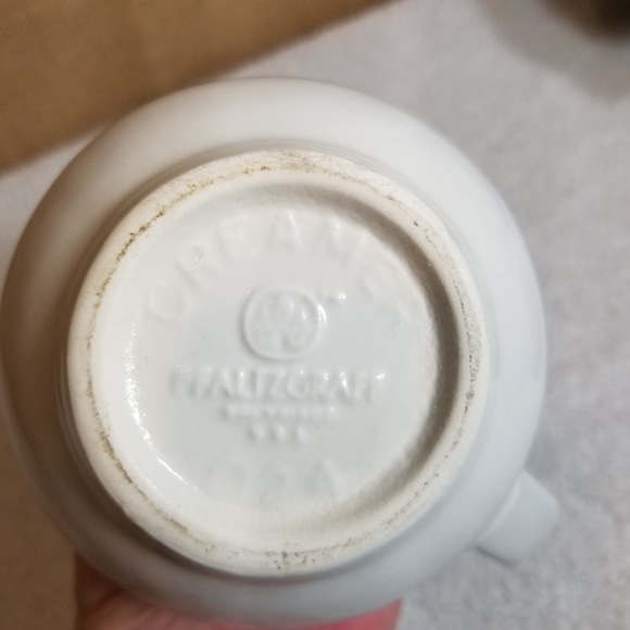 Pfaltzgraff Poetry glossy Blue Rose Pattern Creamer - Picture 4 of 4